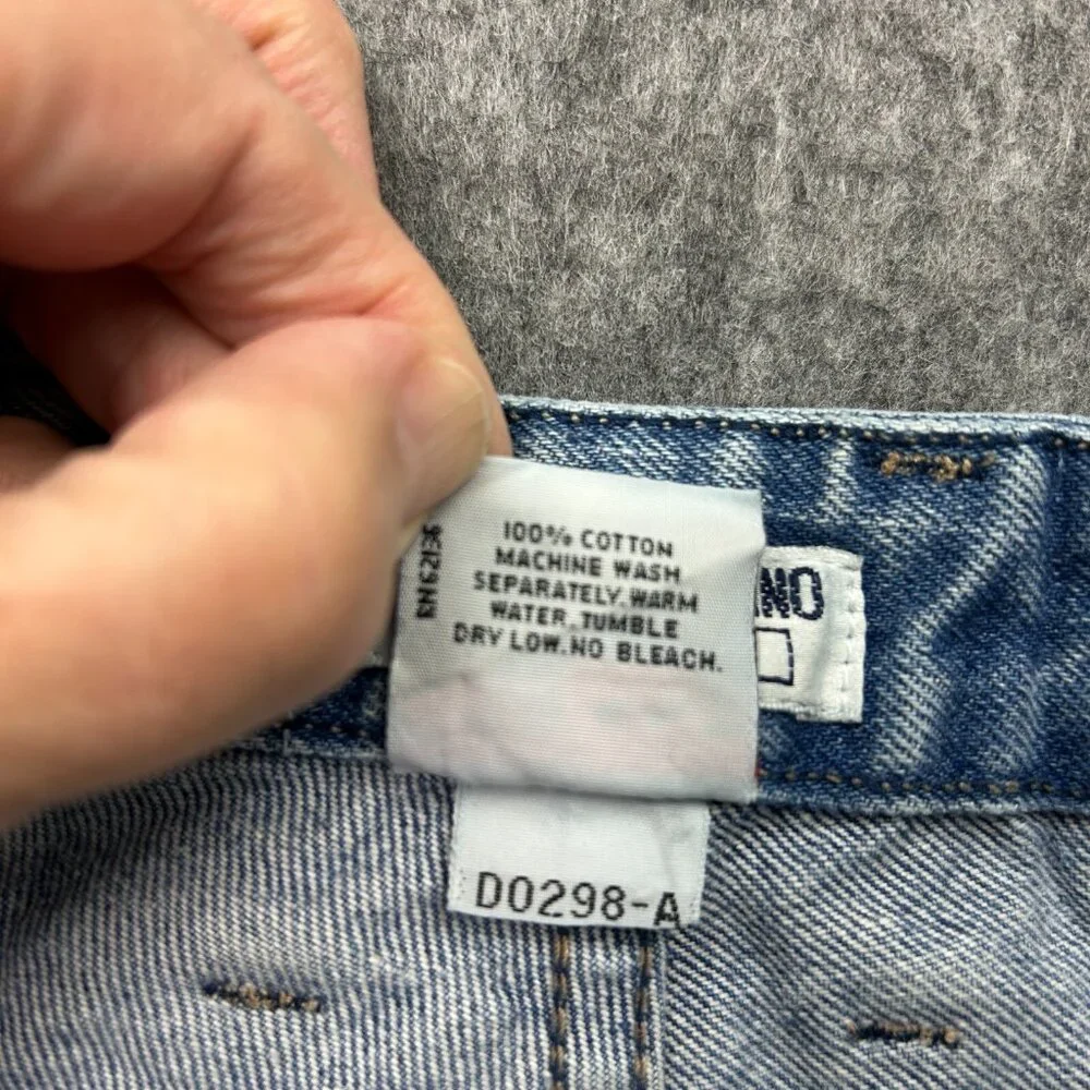 Guess 1050 Slim High Waist Narrow Leg Jeans Women's Size 29 Vintage Medium Wash - Picture 5 of 13